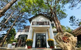S'Nghe Homestay Mang Den